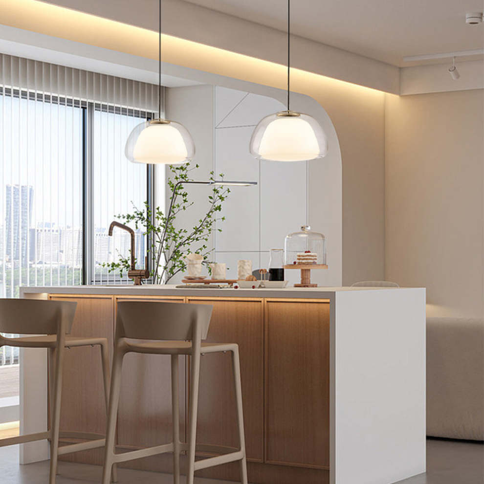 LUNARIA – Suspension en Verre Blanc Mat avec Diffuseur Intégré – Design Élégant avec Douille E27