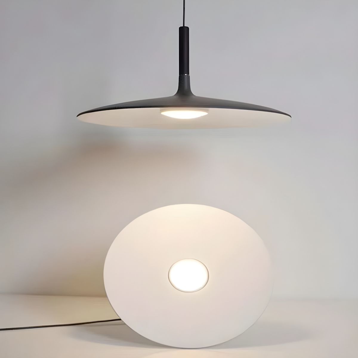 MétaloLinea – Suspension Design en Métal et Aluminium
