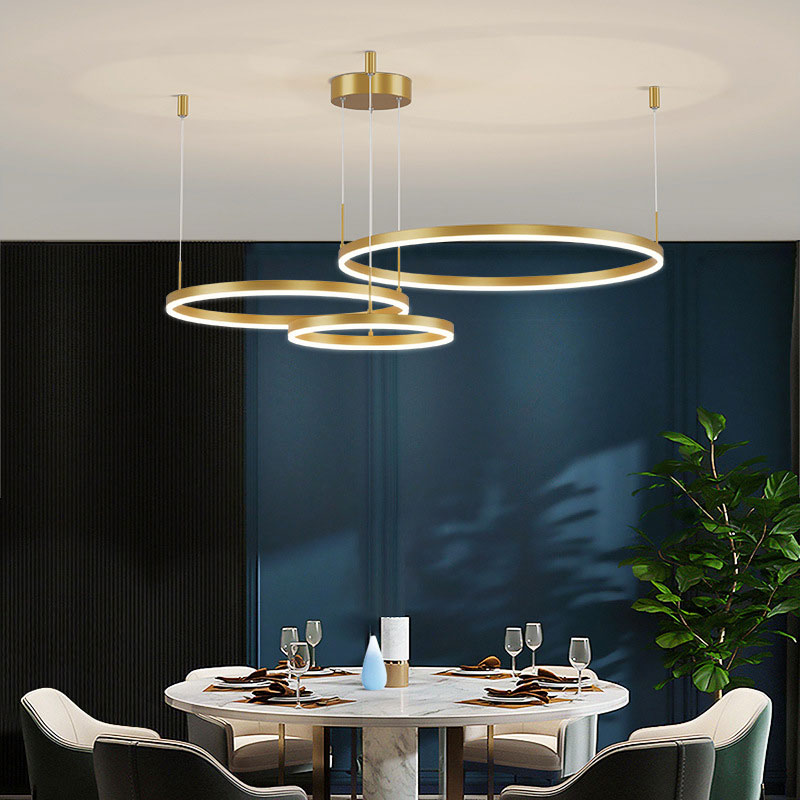 LunaGlow – Lustre circulaire en métal élégant
