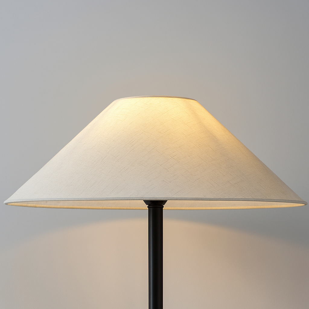 Garí Stamme – Lampadaire Japandi en Bois Massif & Lin – Design Minimaliste – 2 Tailles Disponibles
