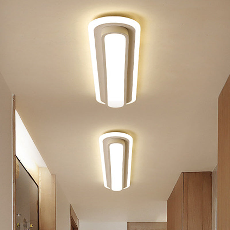 Ovaluxe – Éclairage LED ovale en noir et blanc