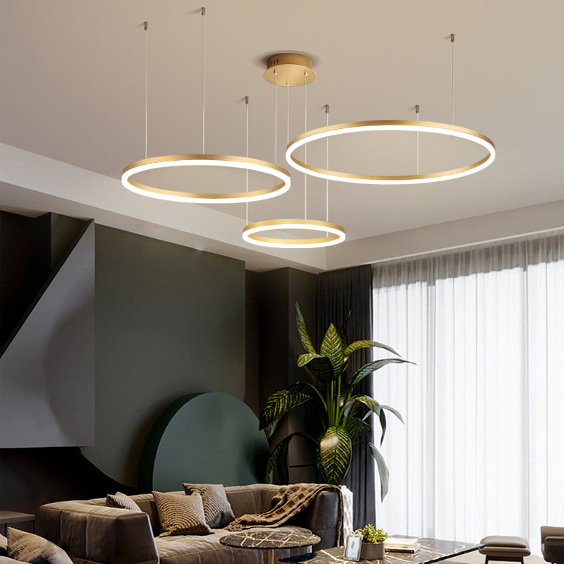 LunaGlow – Lustre circulaire en métal élégant