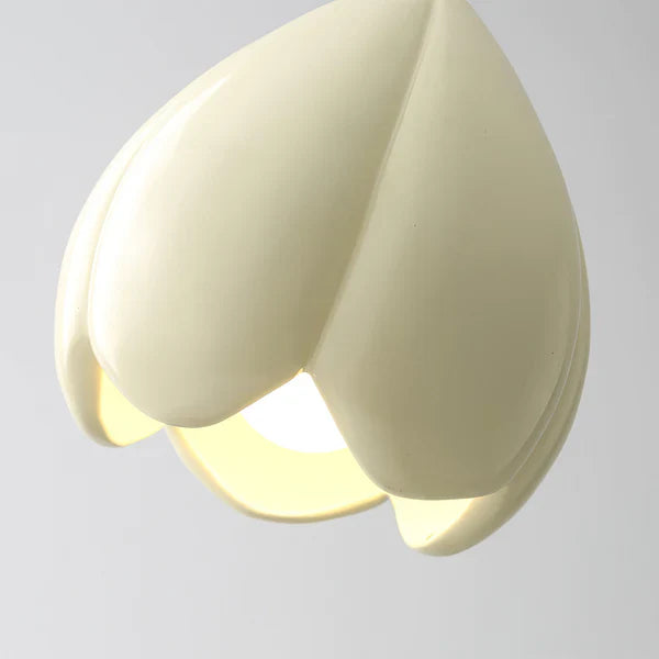 Lampe pendante crème de style français – Élégance Rustique pour Votre Maison