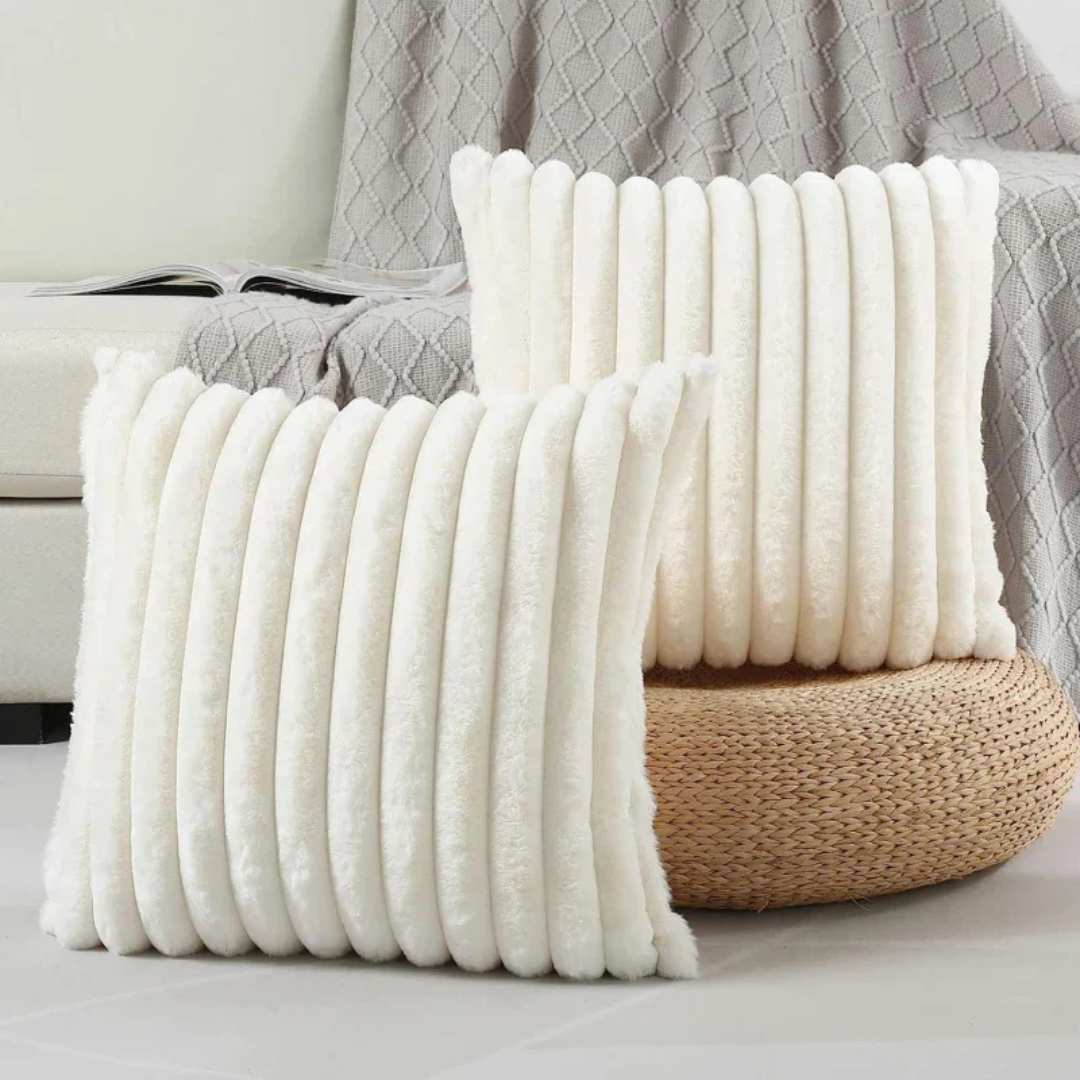 Zlina – Housse de Coussin en Velours Ultra-Doux | 45×45 cm | Élégante & Confortable