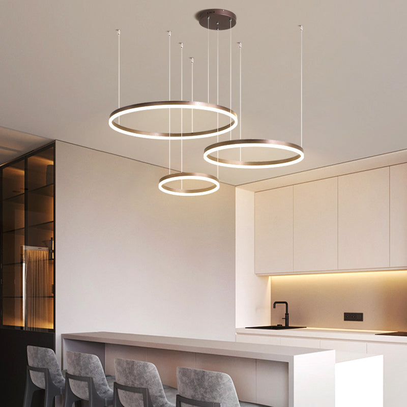 LunaGlow – Lustre circulaire en métal élégant