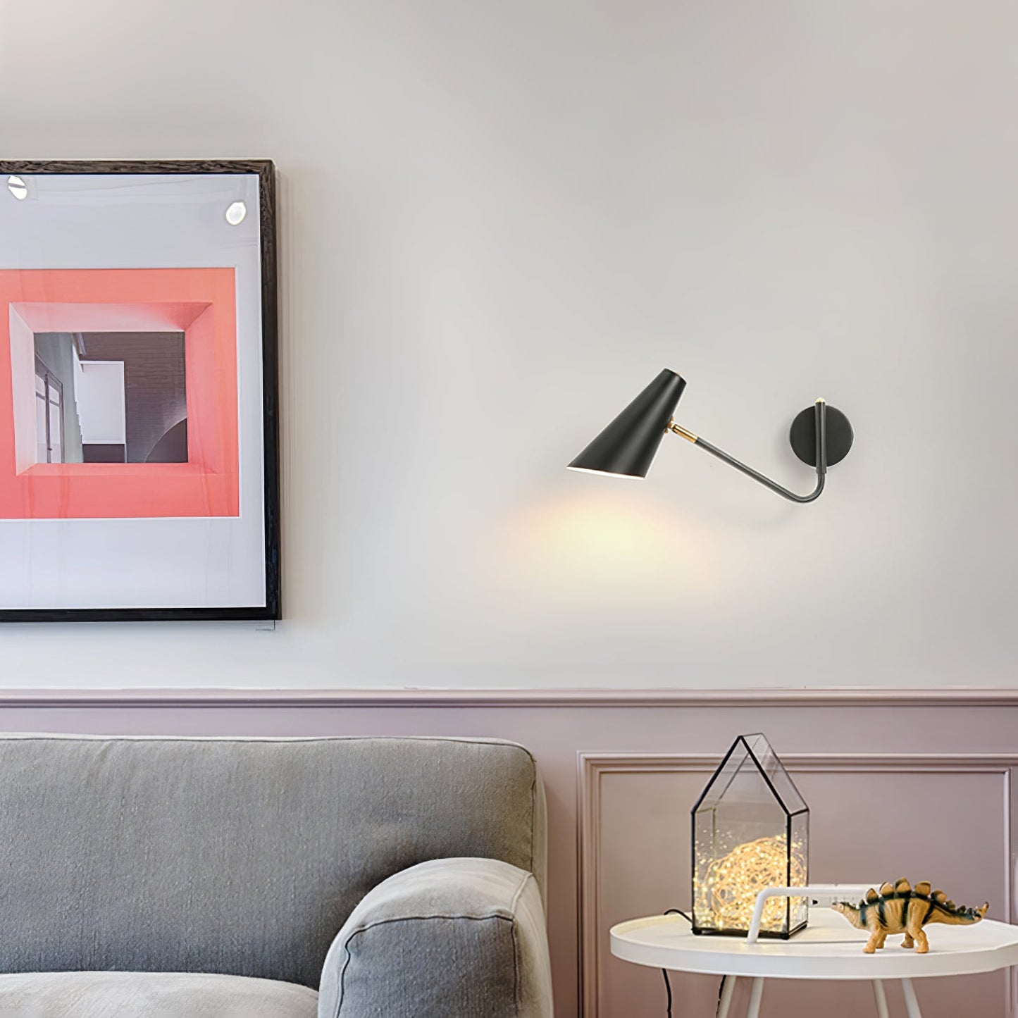 LuminaPex – Applique Murale Orientable au Design Conique