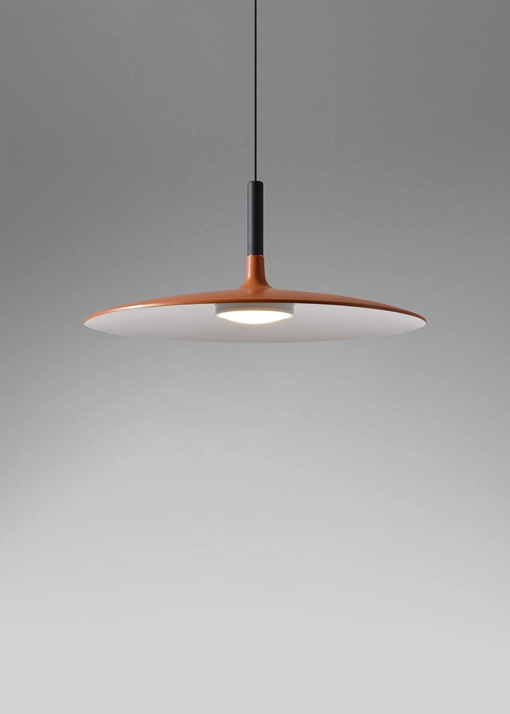 MétaloLinea – Suspension Design en Métal et Aluminium