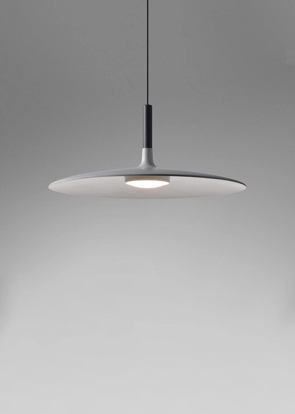 MétaloLinea – Suspension Design en Métal et Aluminium