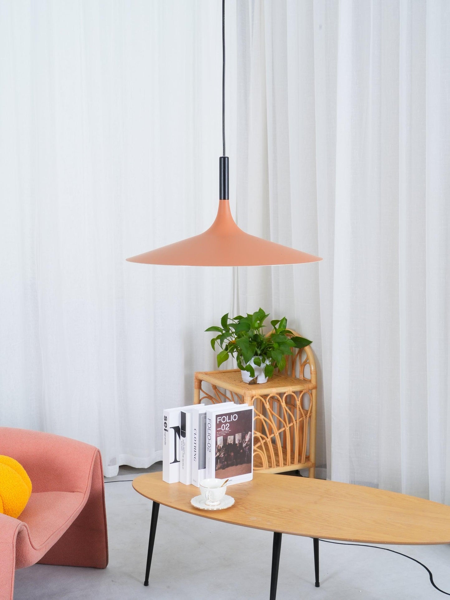 MétaloLinea – Suspension Design en Métal et Aluminium