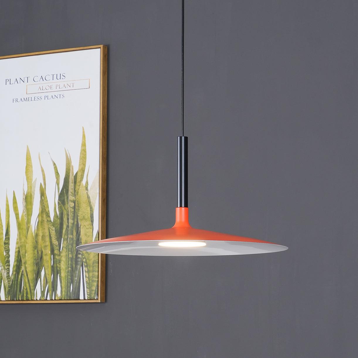 MétaloLinea – Suspension Design en Métal et Aluminium