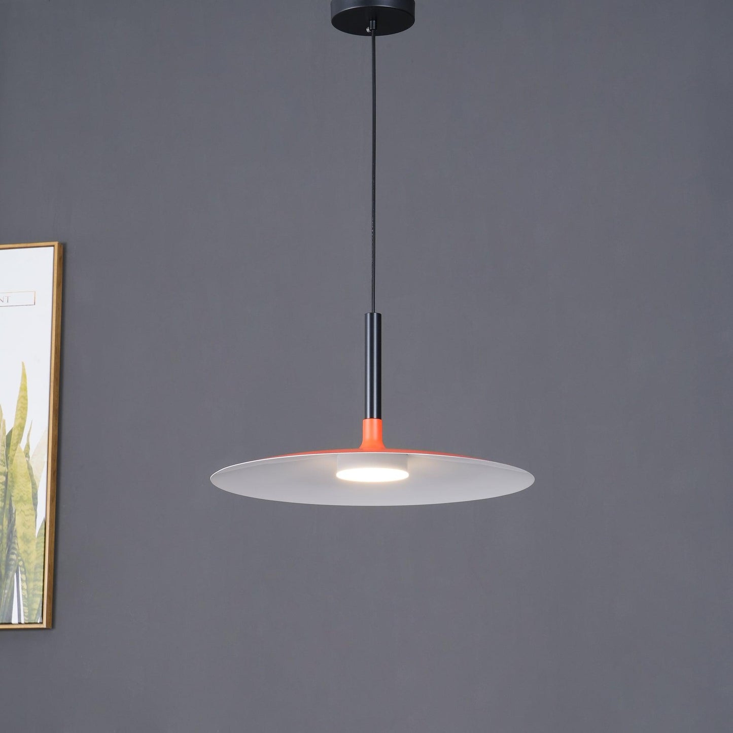 MétaloLinea – Suspension Design en Métal et Aluminium