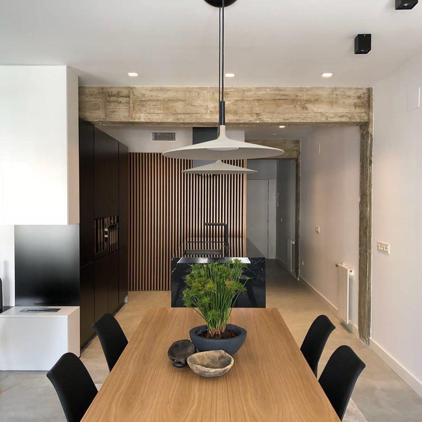 MétaloLinea – Suspension Design en Métal et Aluminium