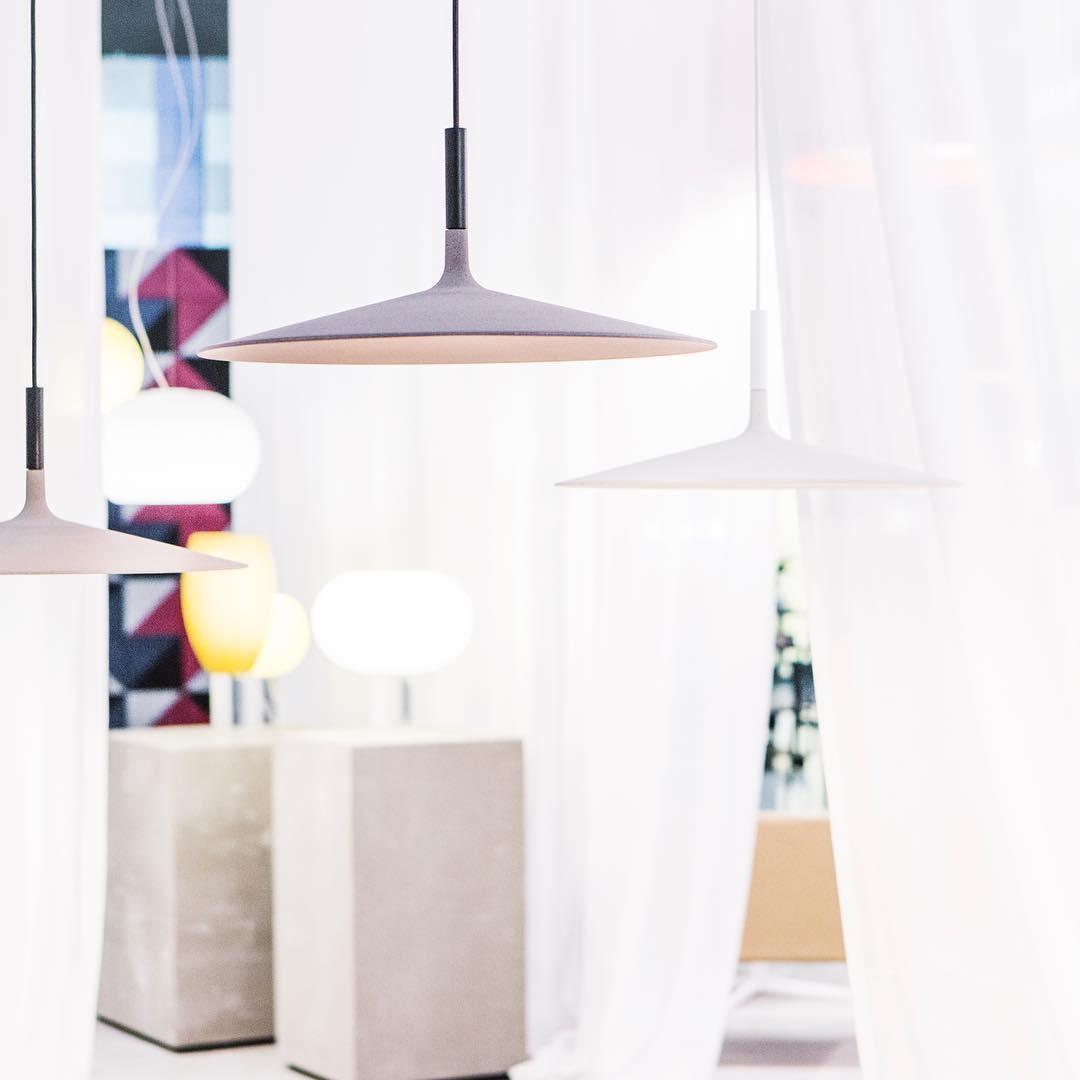 MétaloLinea – Suspension Design en Métal et Aluminium