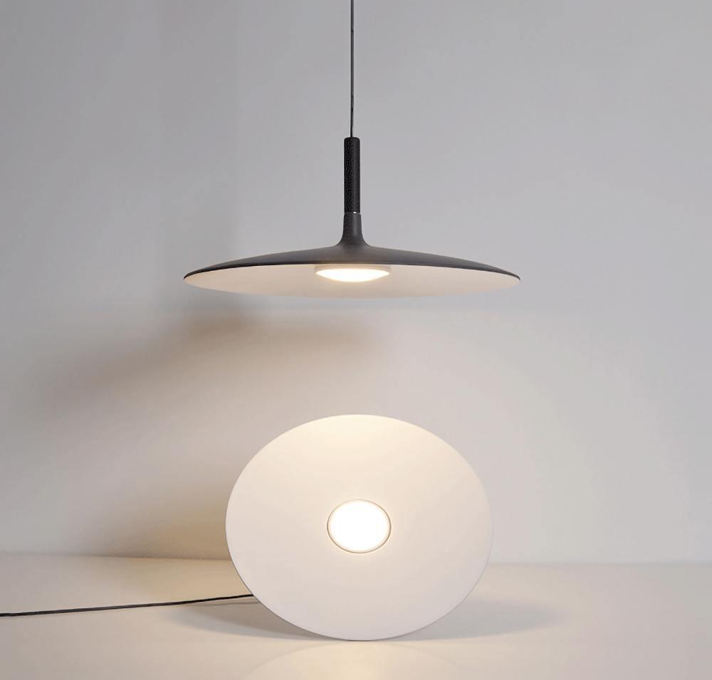 MétaloLinea – Suspension Design en Métal et Aluminium