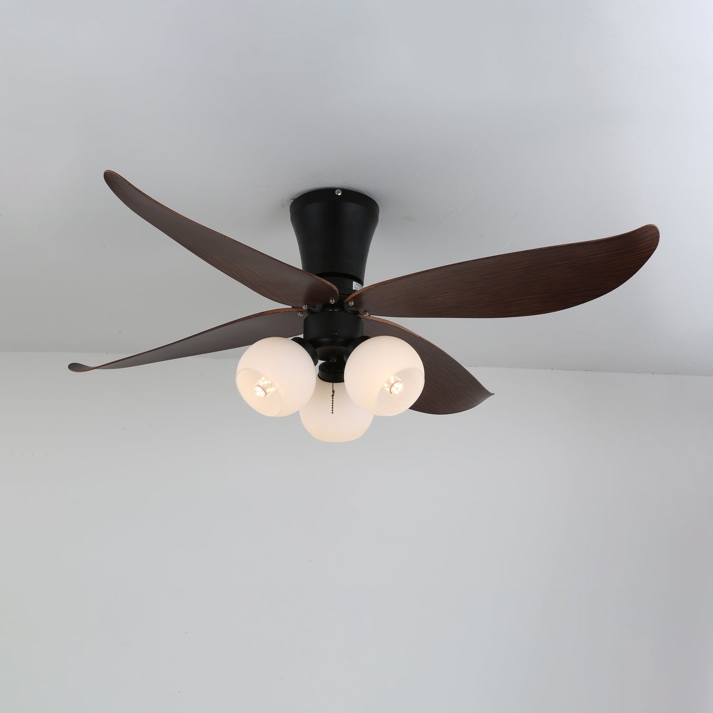 Ventelura | Ventilateur Plafonnier avec Lumière – Design Nature & Pétales en Bois