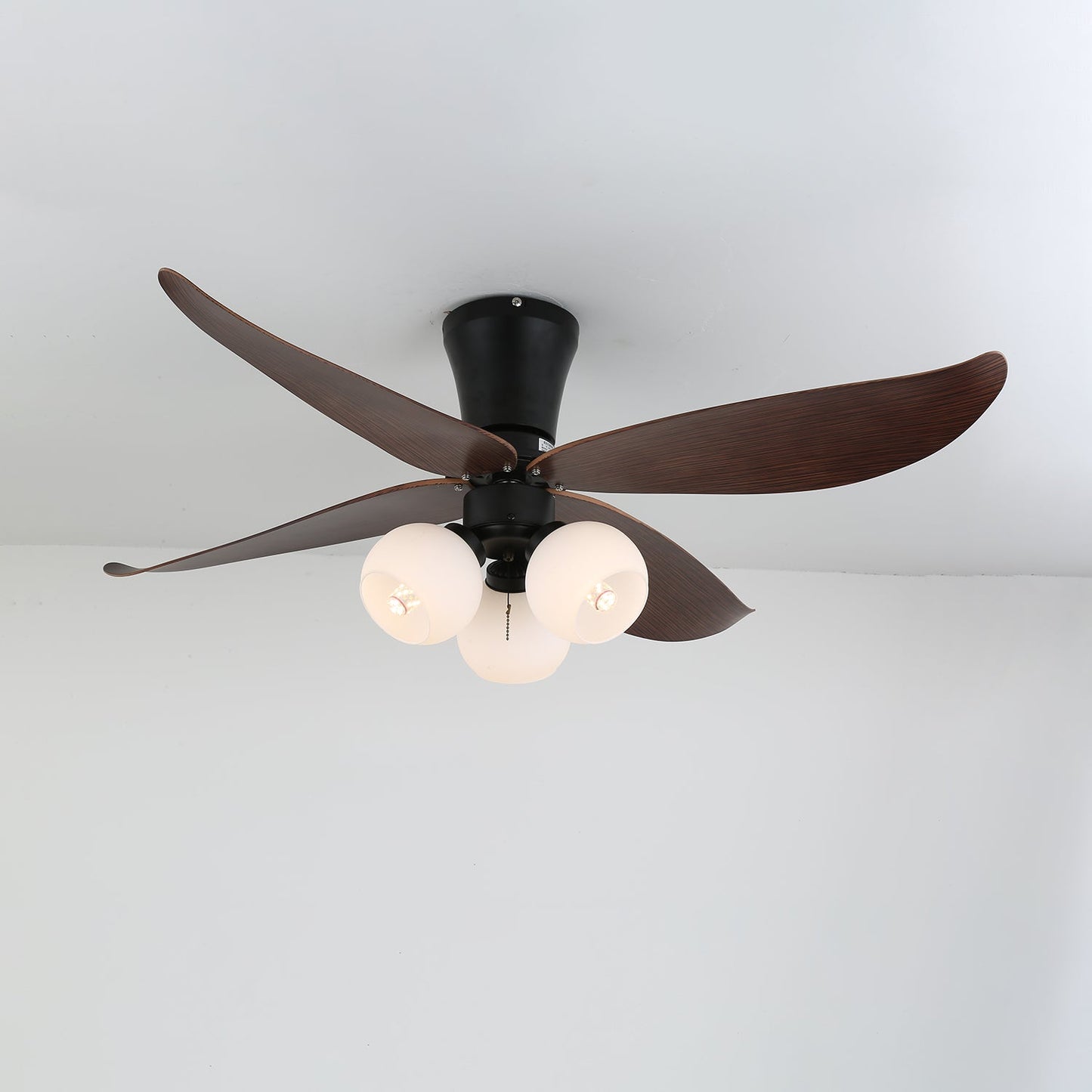 Ventelura | Ventilateur Plafonnier avec Lumière – Design Nature & Pétales en Bois