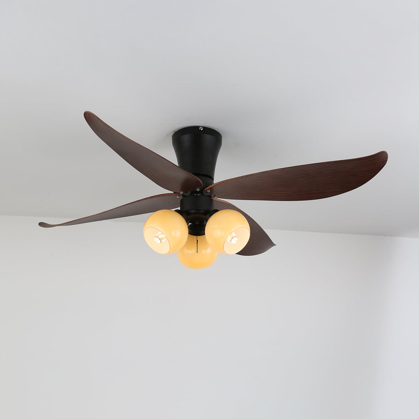 Ventelura | Ventilateur Plafonnier avec Lumière – Design Nature & Pétales en Bois