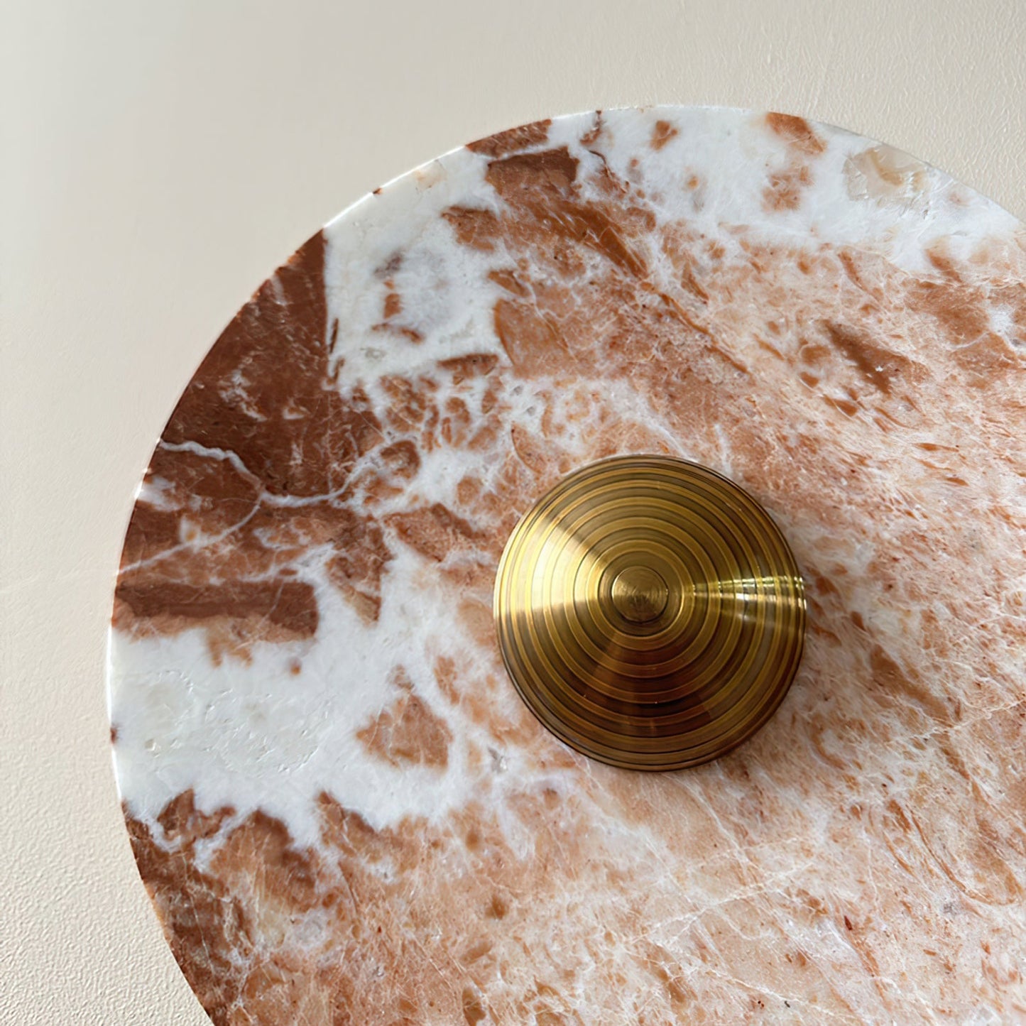 Aurora – Applique Murale Ronde en Marbre Marron | LED Intégrée | Design Moderne de Luxe