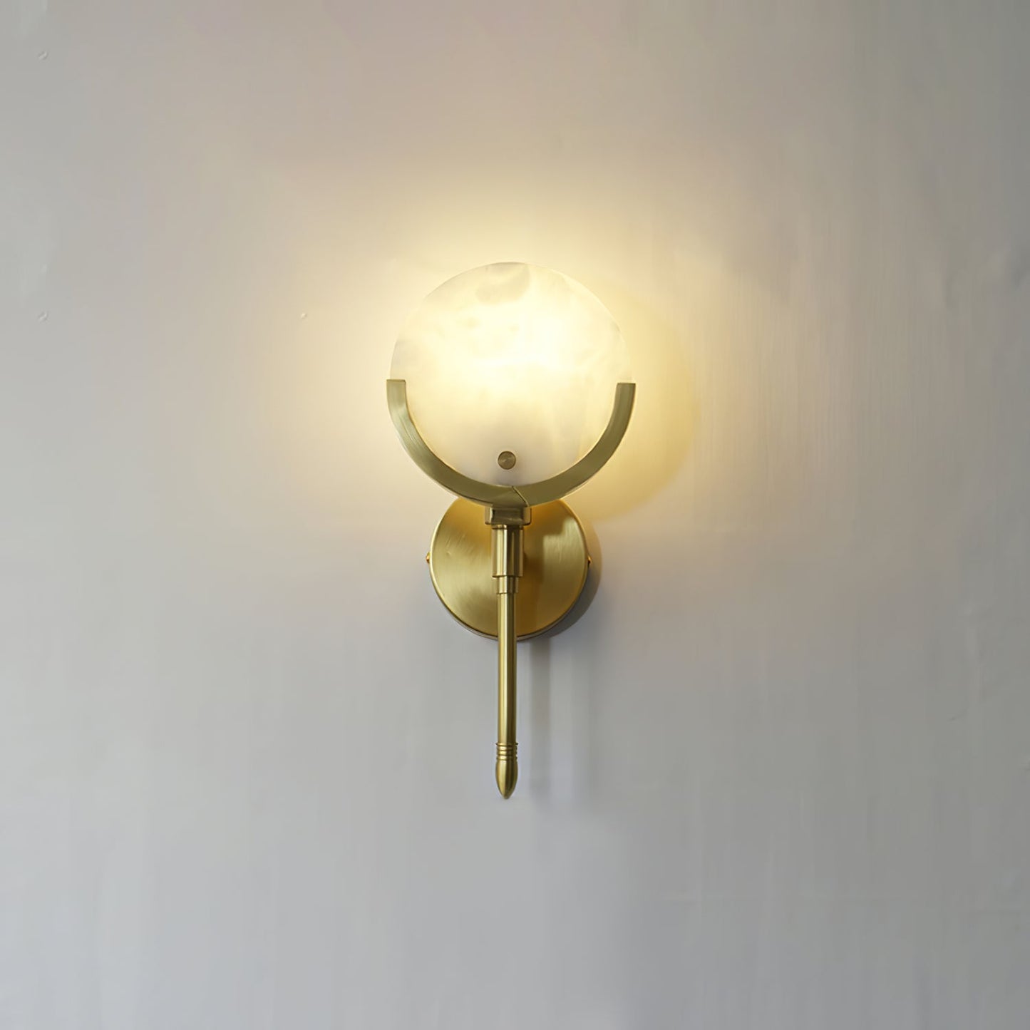 AvaLume – Applique Murale en Laiton et Albâtre | LED | Design Moderne