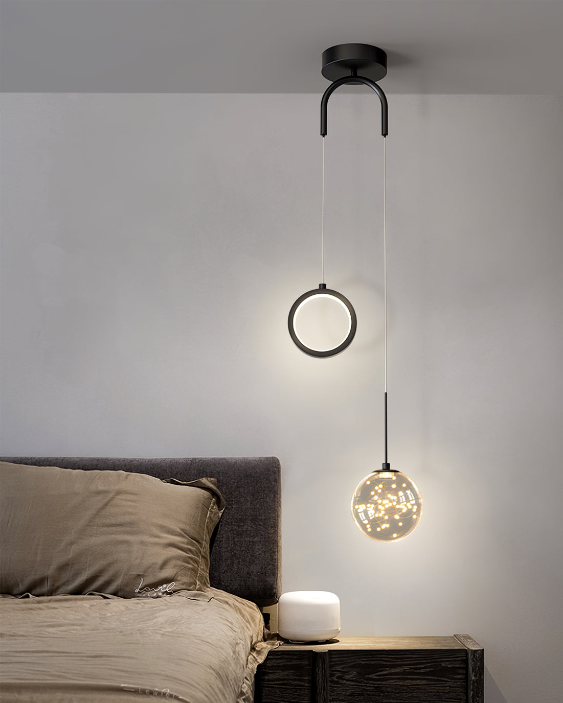 Avalora – Suspension Élégante en Laiton & Verre | LED Intégrée | Hauteur Réglable