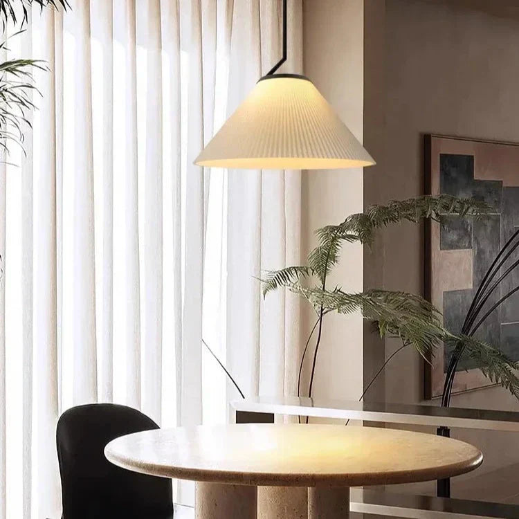 CrèmeNord – Suspension Plissée au Charme Scandinave