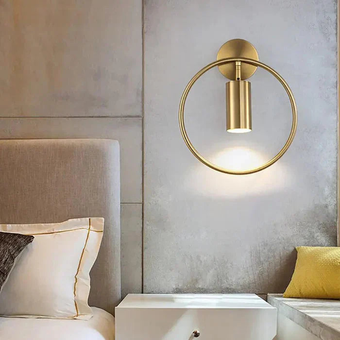 OpulentGlow - Lampe murale luxueuse et raffinée