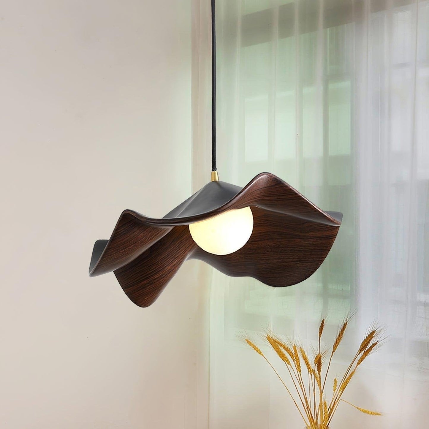 ElementBois – Suspension en Résine & Métal – Plafonnier Design Lotus Naturel