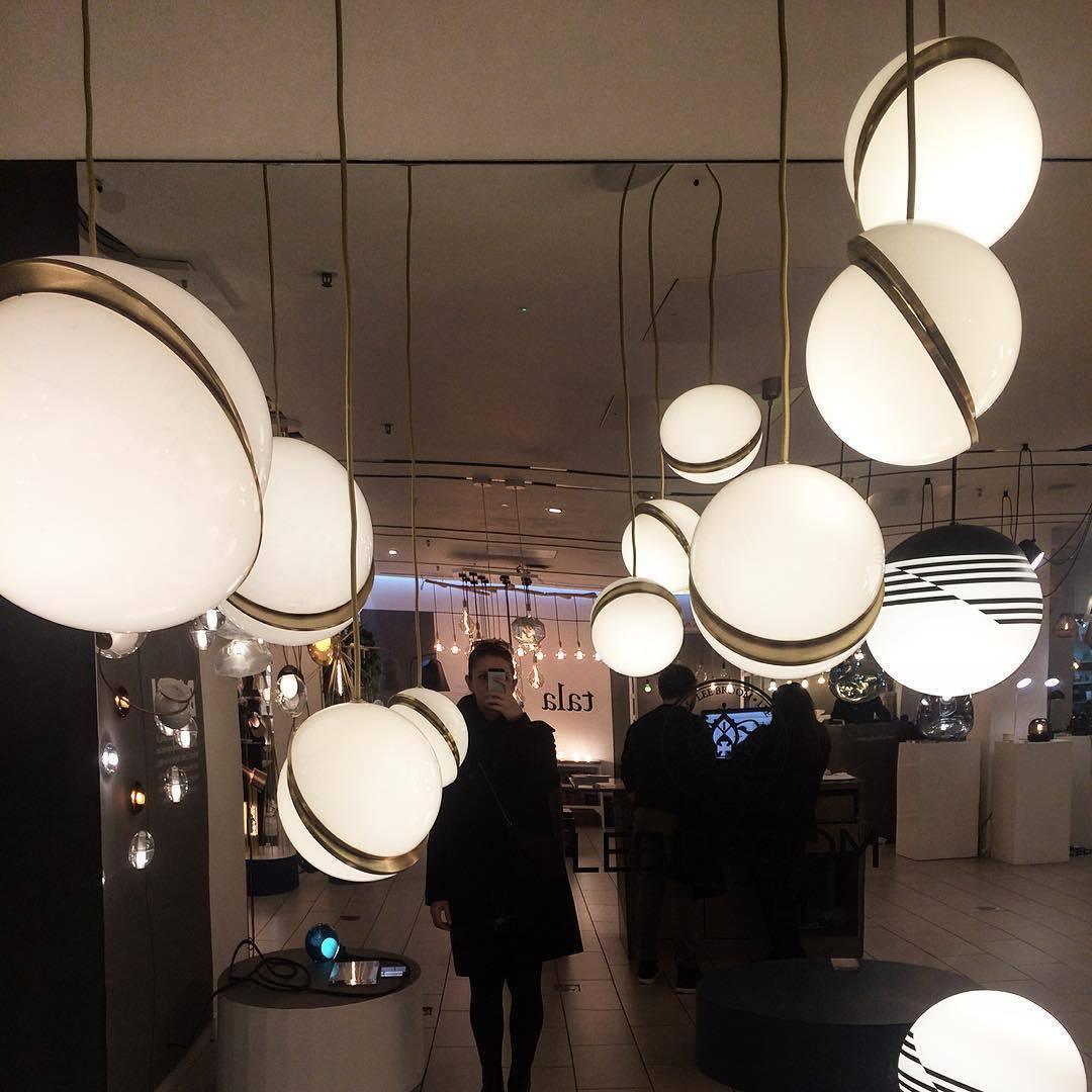 CielCourbe | Suspension en Forme de Lune
