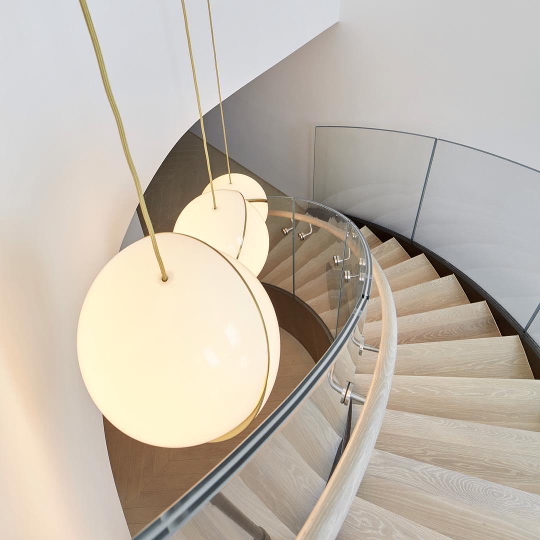 CielCourbe | Suspension en Forme de Lune