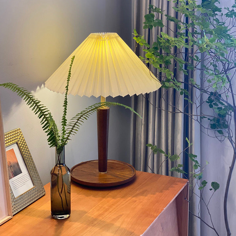 VintageLumi – Lampe en bois rétro