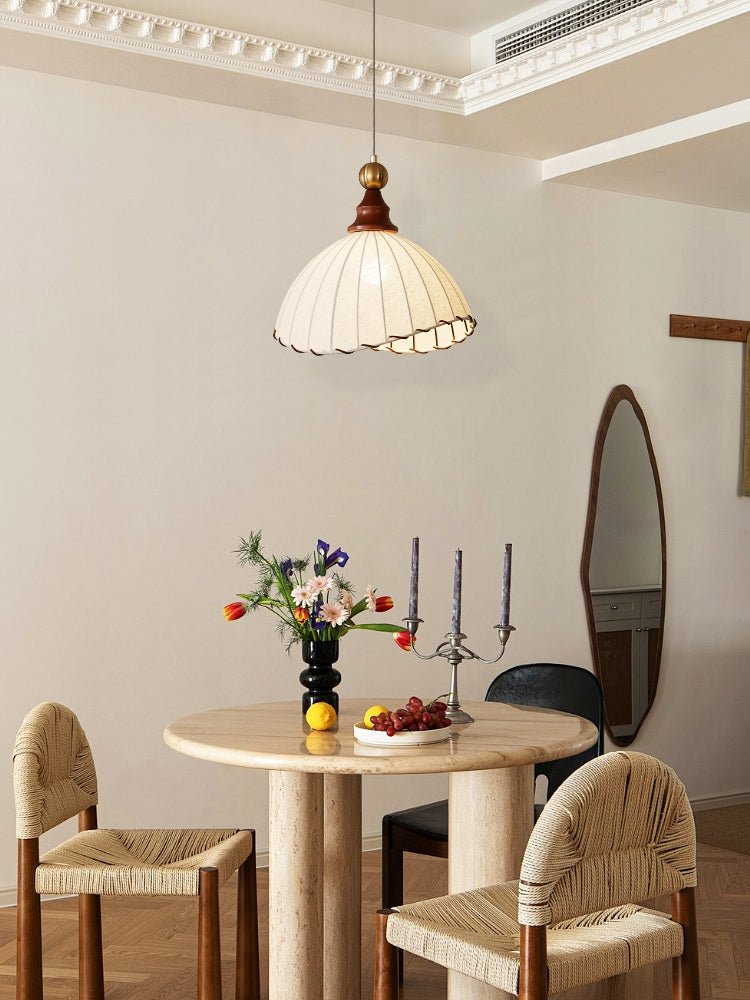 VELMARA | Suspension Tissu Plissé – Bois & Métal Doré – Hauteur Réglable – Douille E27