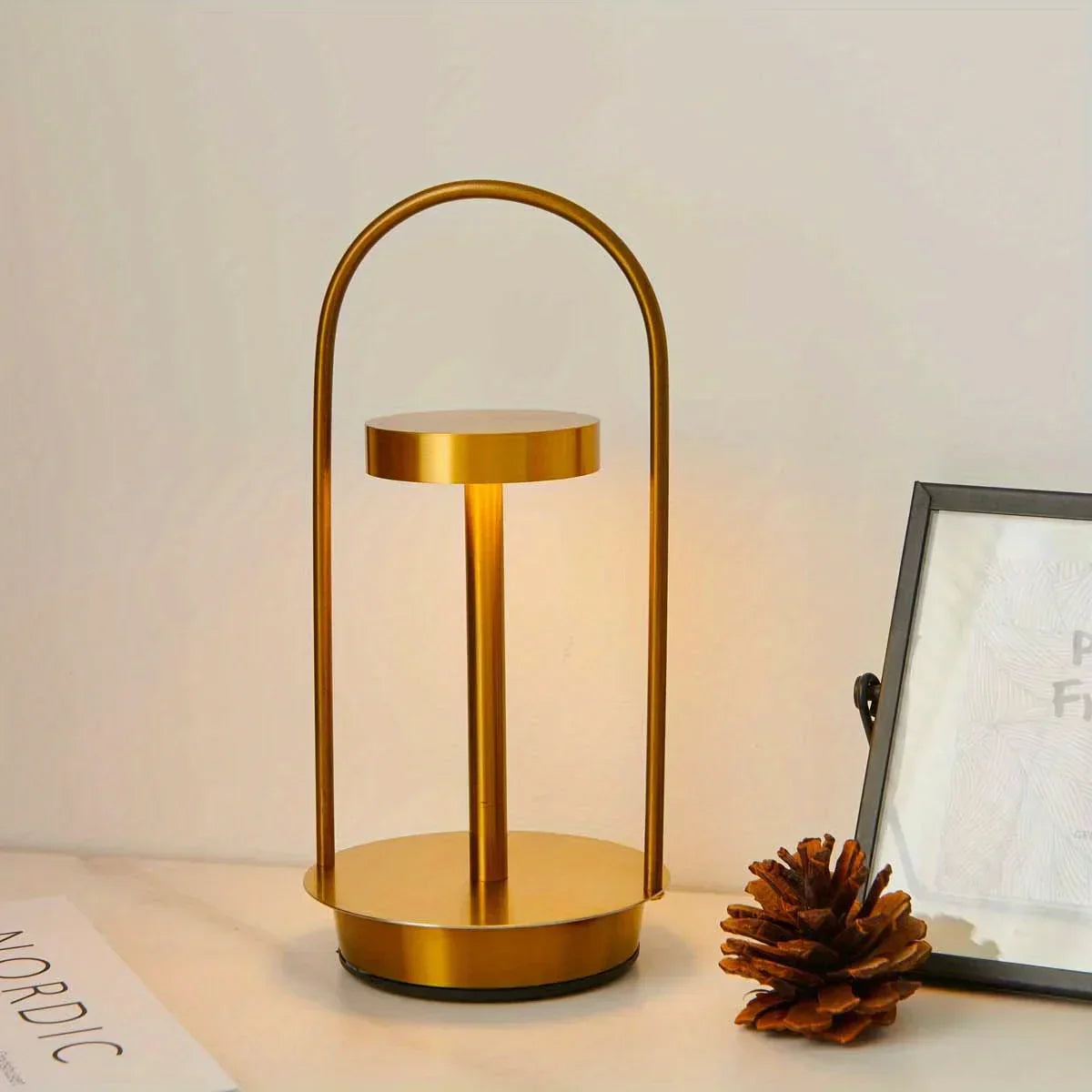 LumiNook – Éclairage LED moderne
