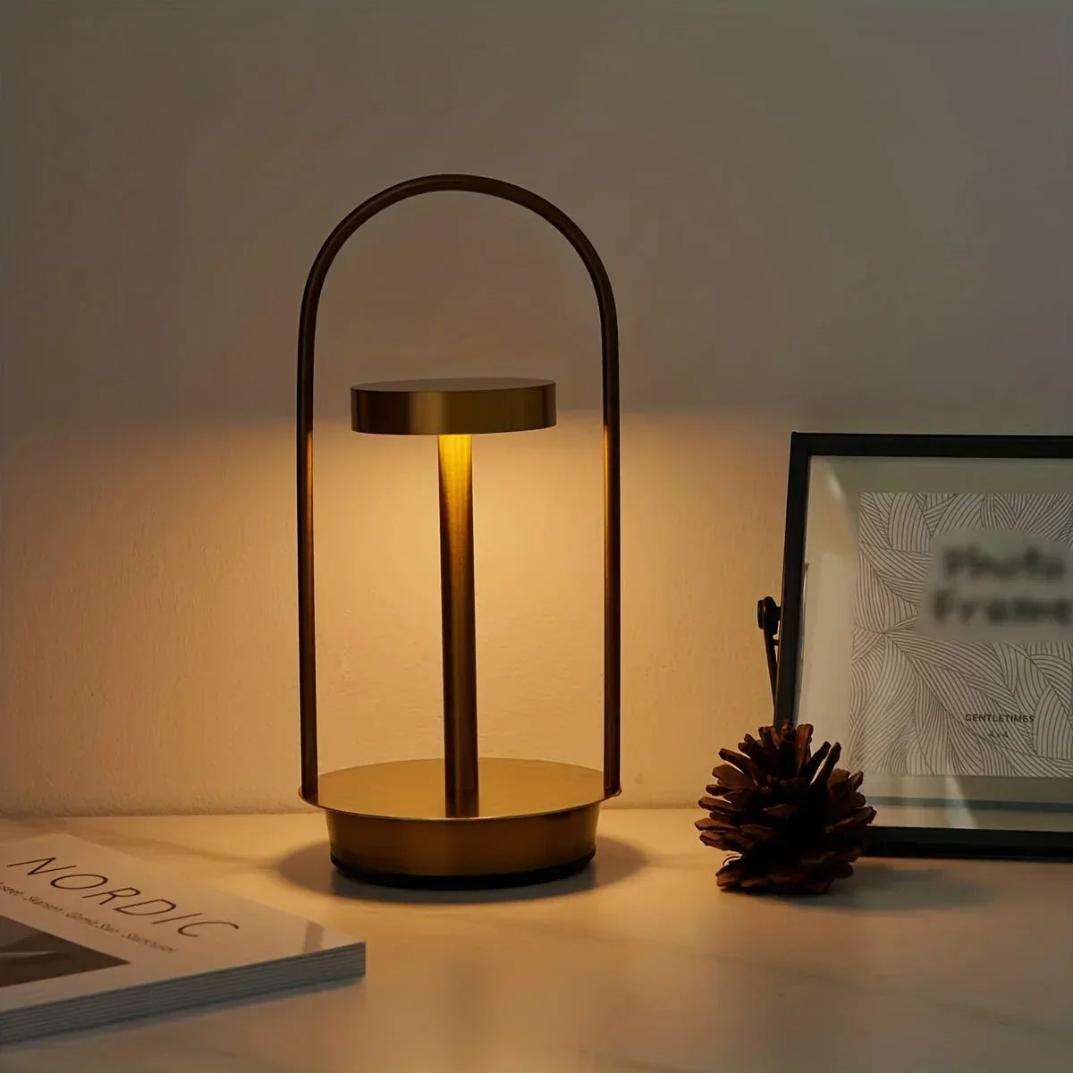 LumiNook – Éclairage LED moderne