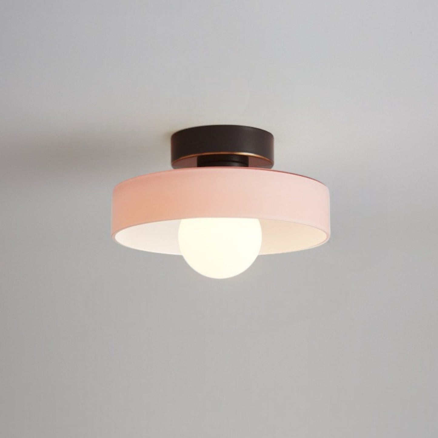 Plafonnier géométrique Bauhaus en laiton et verre – Design moderne et intemporel
