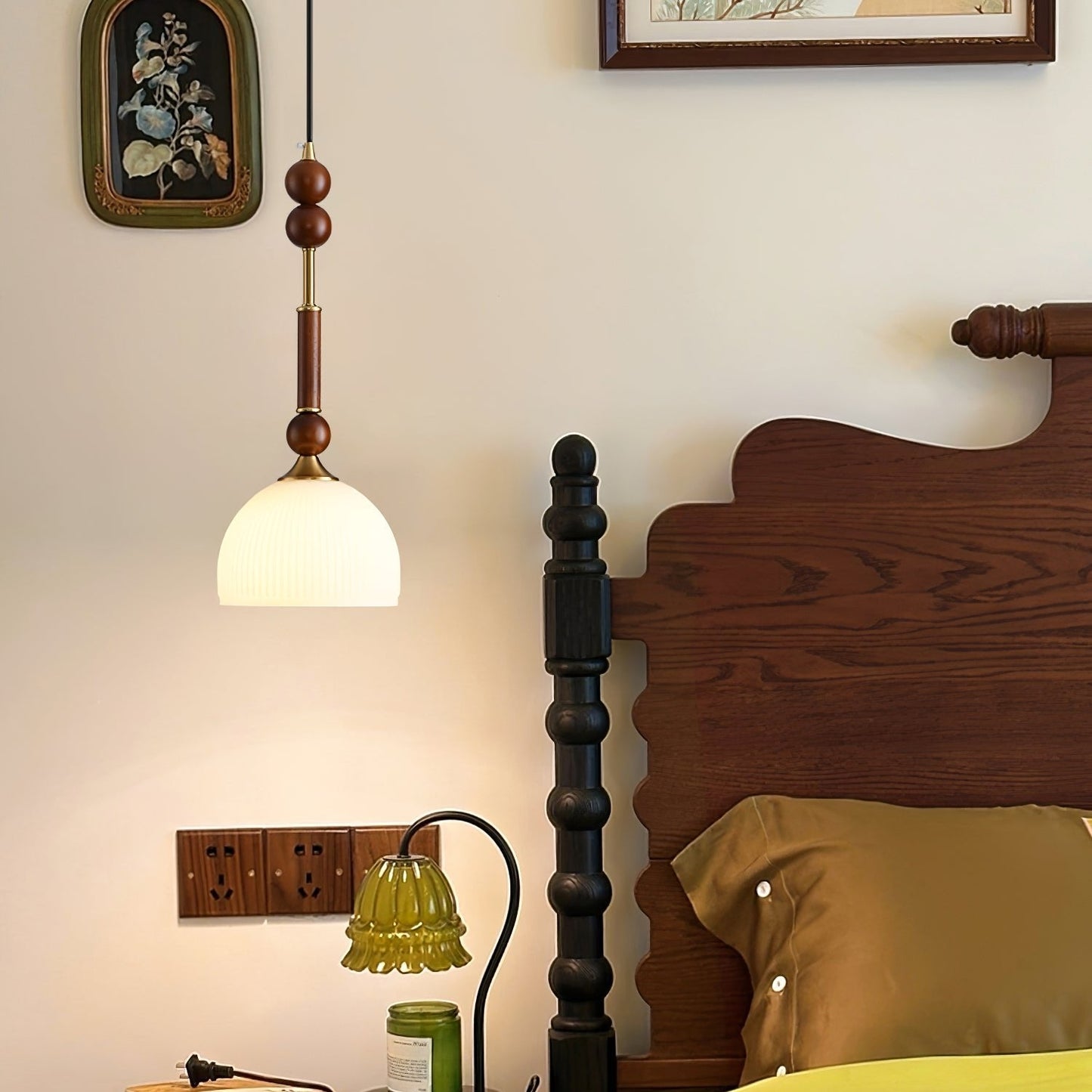 RomaLumière – Suspension Élégante Italienne en Verre | Design Vintage | Bois & Laiton