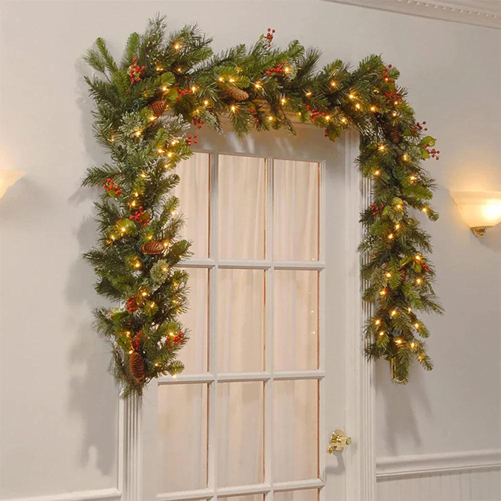 NoëlBerry | Guirlande de Noël avec Pommes de Pin et Baies Rouges – Déco Traditionnelle Réutilisable