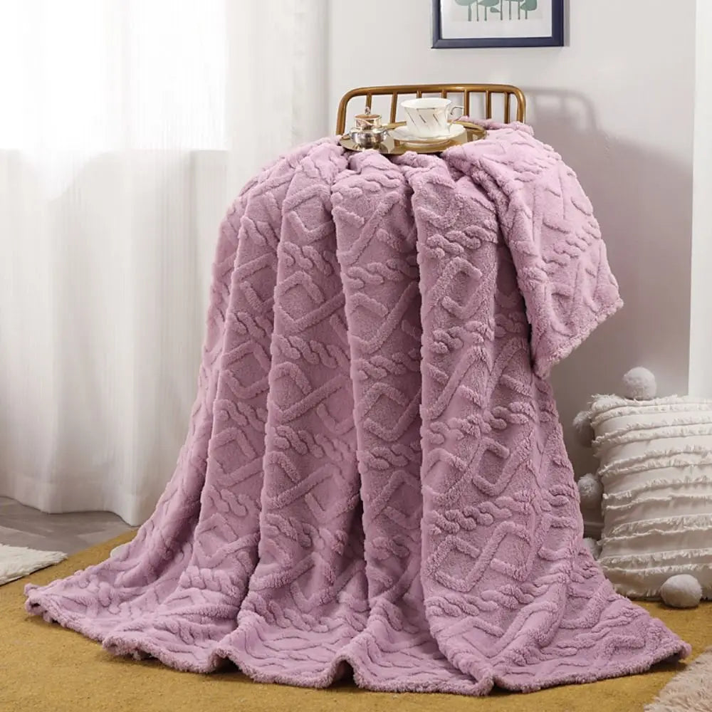 CozyFluff – Couverture en Flanelle Ultra-Douce pour Toutes Saisons