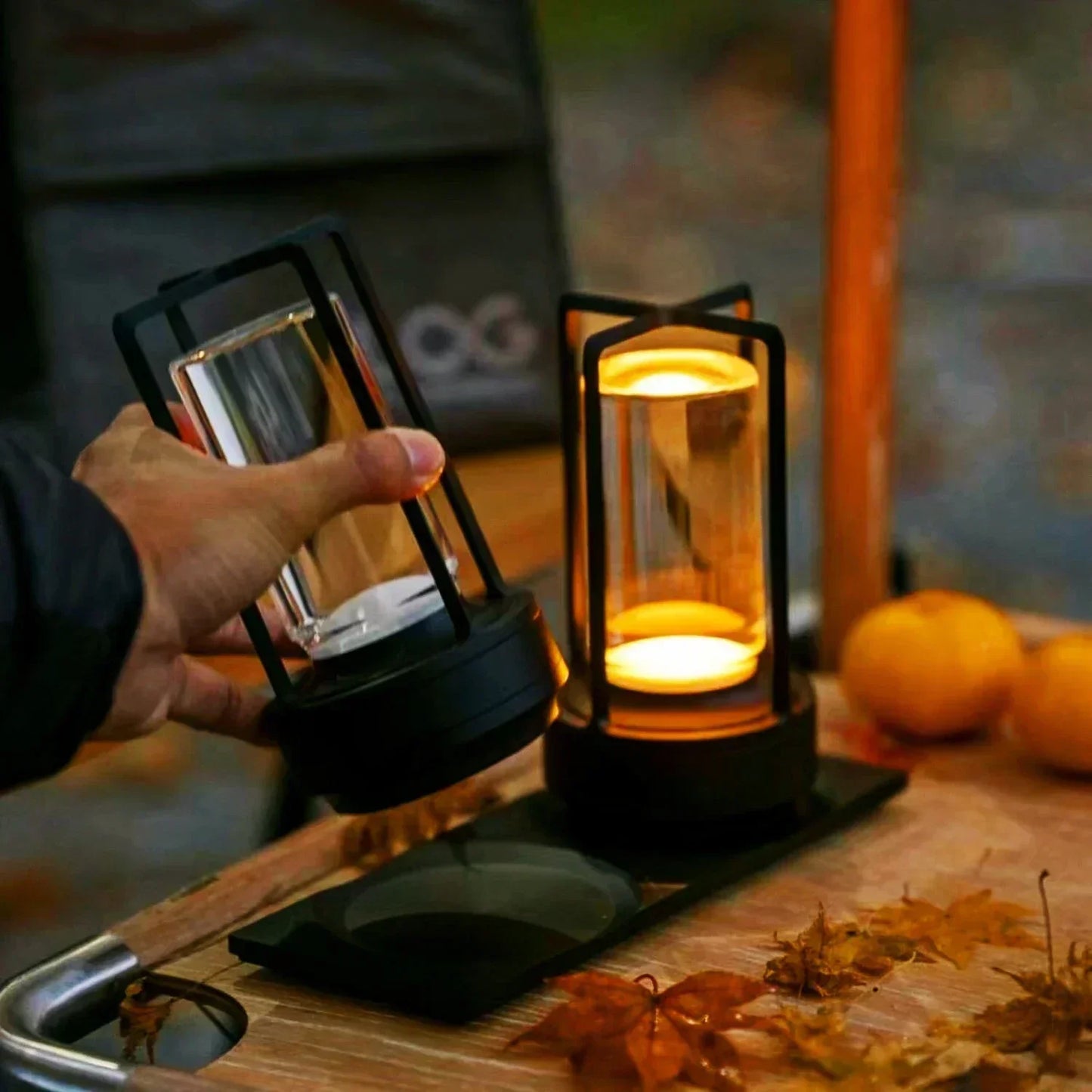 GlowSphere - Lanterne LED Portable Sans Fil avec Station de Charge