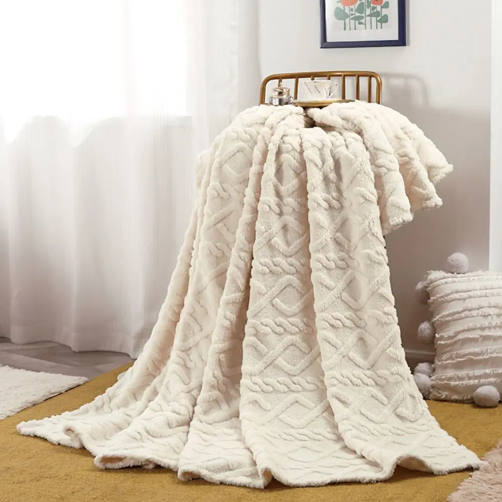 CozyFluff – Couverture en Flanelle Ultra-Douce pour Toutes Saisons