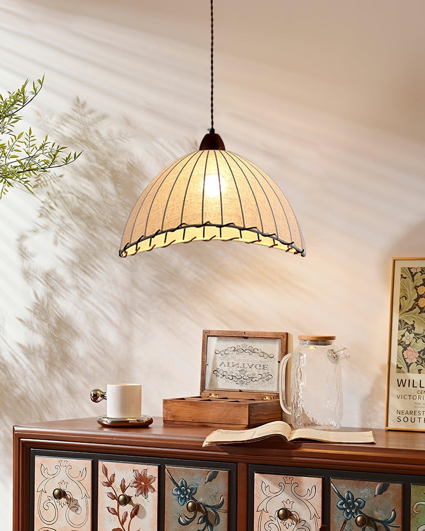 WoodLumière – Suspension Élégante en Bois