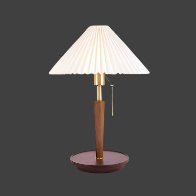 VintageLumi – Lampe en bois rétro