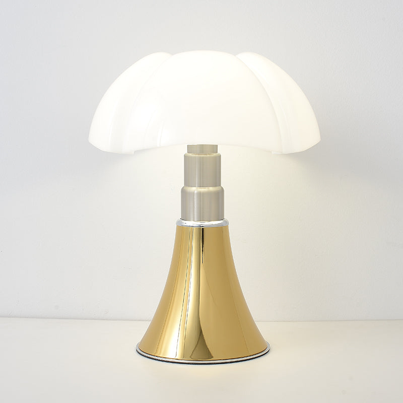 ClassicGlow – Lumière classique élégante