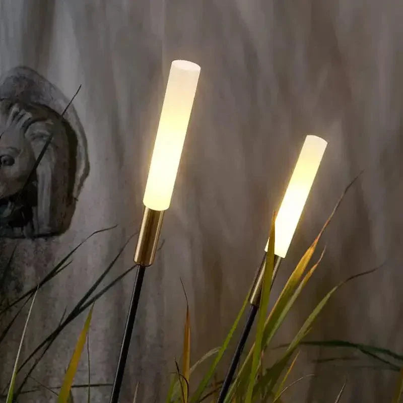 SolarReed – Lampe d'extérieur en forme de roseau à énergie solaire