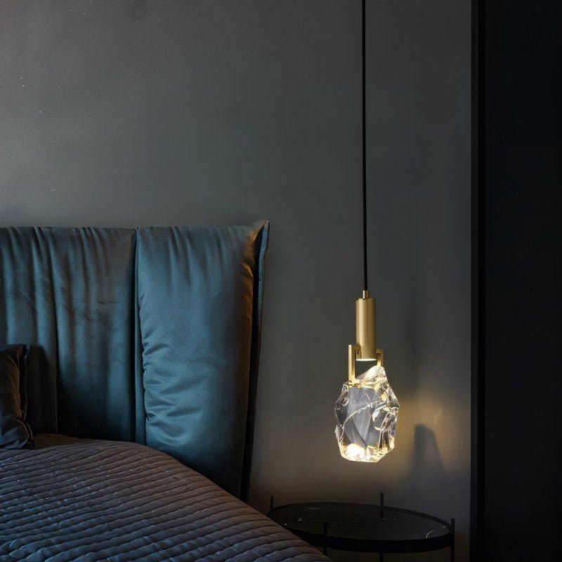 Natalia – Suspension Dorée avec Cristal | Éclairage LED de Luxe | Hauteur 28 cm