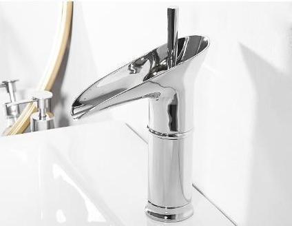 Antique Waterfall – Robinet Cascade pour Salle de Bain | Style Rétro en Laiton