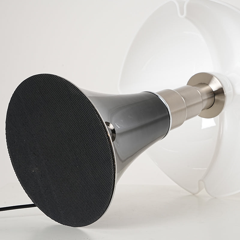 ClassicGlow – Lumière classique élégante