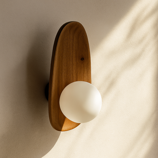 Camille – Applique murale en bois d’acacia & verre opale – Éclairage intérieur chaleureux – Design intemporel