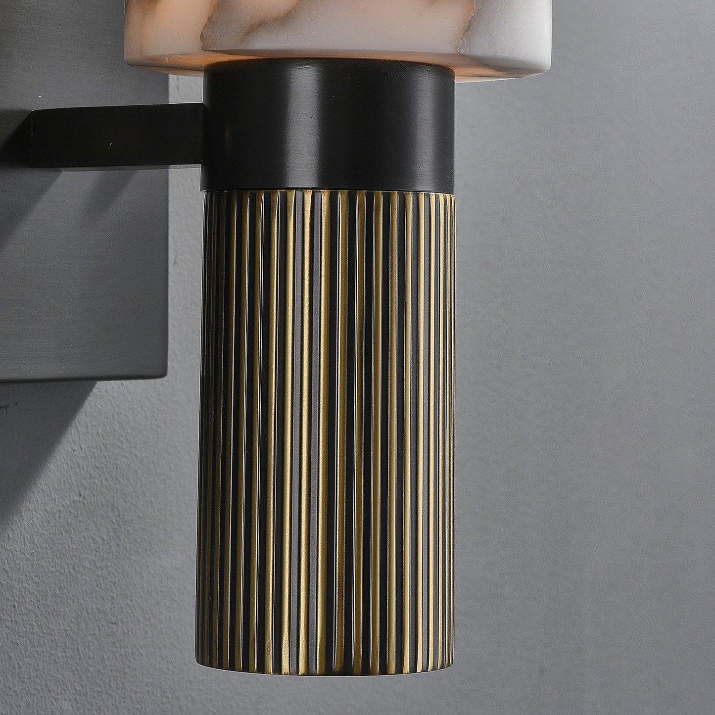 CAVEO – Applique Murale en Cuivre – Design Minimaliste – Douille E27 – Lumière Chaude