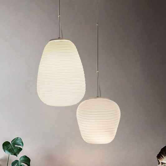 RibbedGlow – Lampe en verre moderne