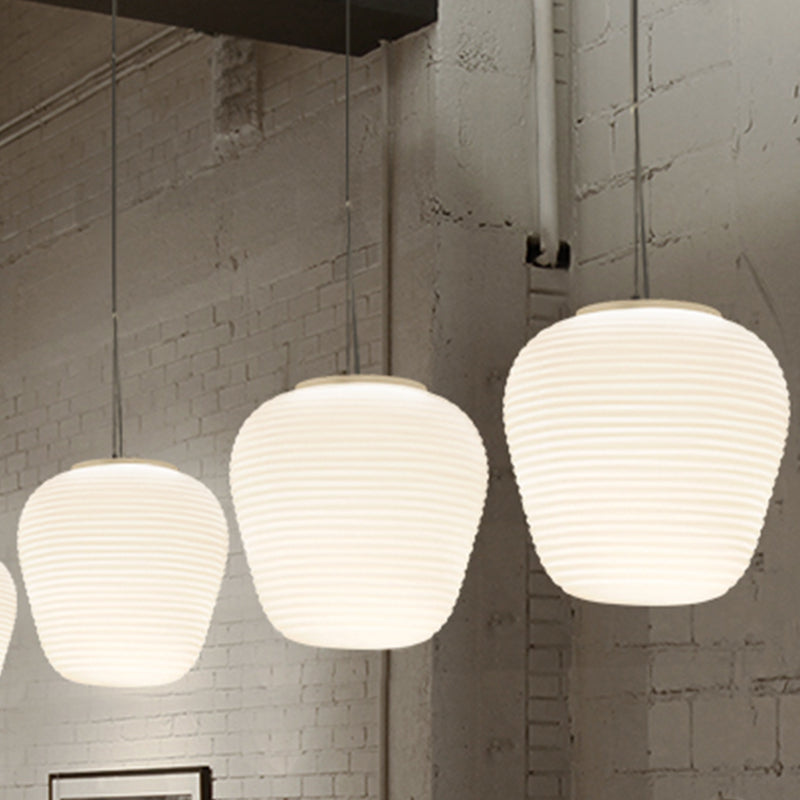 RibbedGlow – Lampe en verre moderne